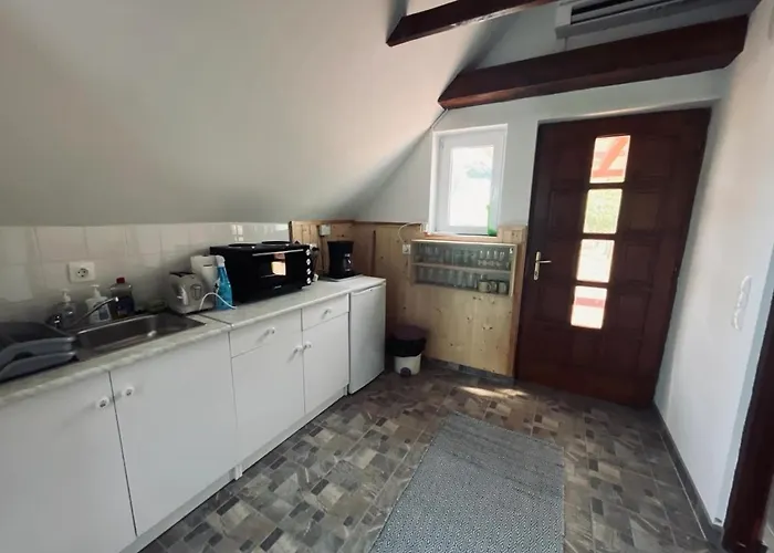 Erdodi Liget Badacsony Hegyen בית נופש *