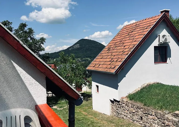 Erdodi Liget Badacsony Hegyen Nemesgulács