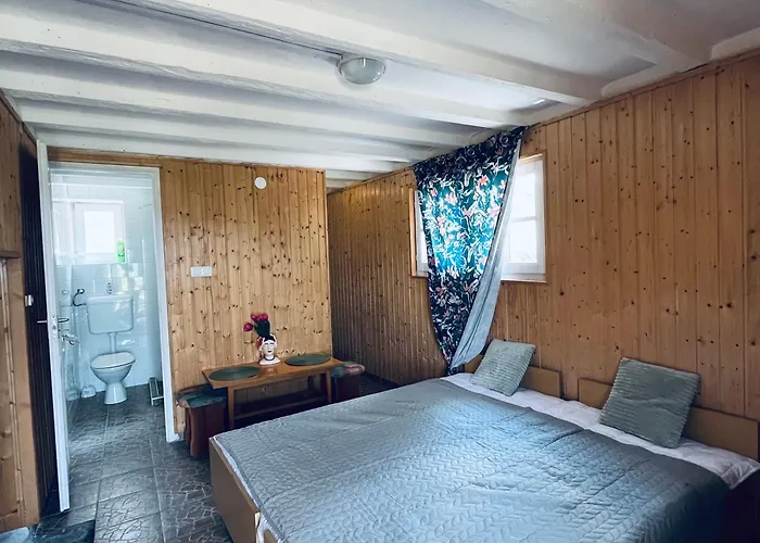 Erdodi Liget Badacsony Hegyen בית נופש